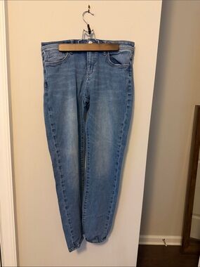 Pilcro Women's Boyfriend Slim Jeans — Light Blue